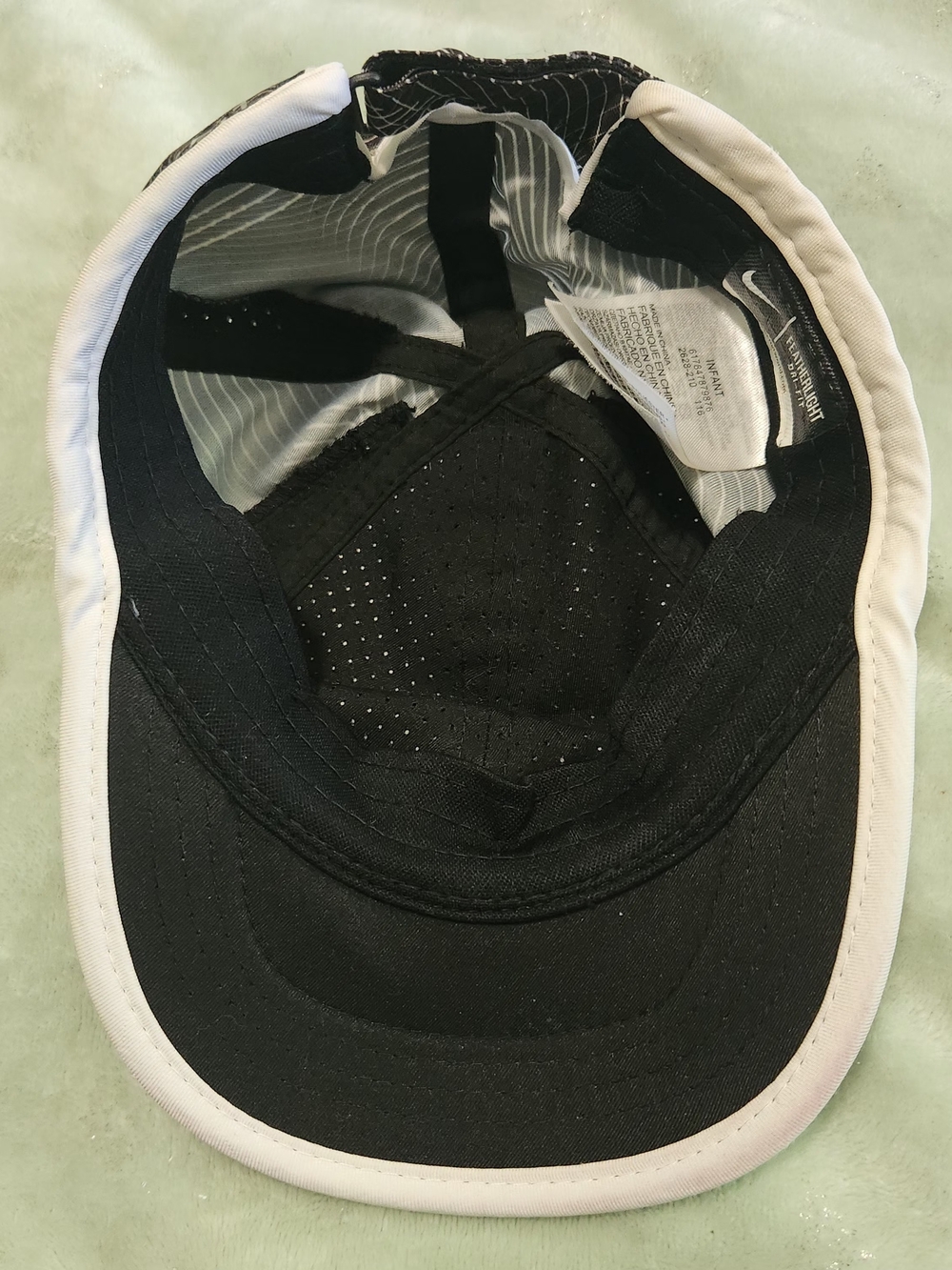 Nike Infant Featherlight Dri-Fit Baseball Cap - Picture 8 of 11